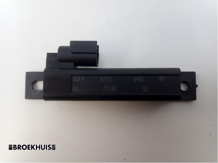 Nissan Qashqai Keyless entry antennas stock