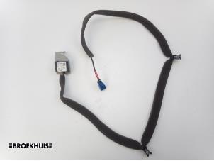 Used GPS antenna Nissan Qashqai (J11) 1.5 dCi DPF Price € 35,00 Margin scheme offered by Autobedrijf Broekhuis B.V.