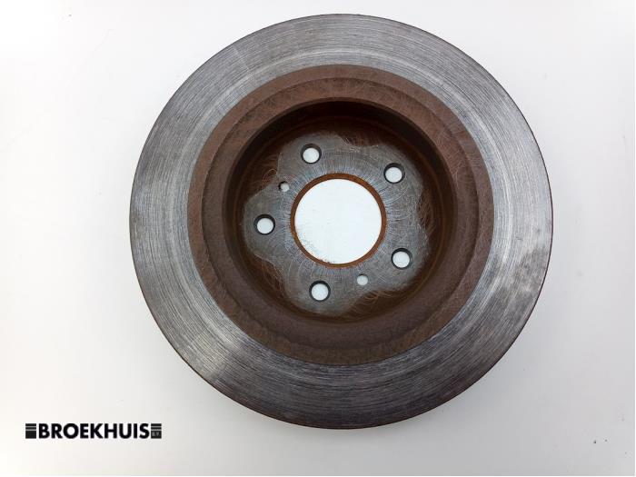 Rear brake disc from a Nissan Qashqai (J11) 1.5 dCi DPF 2017
