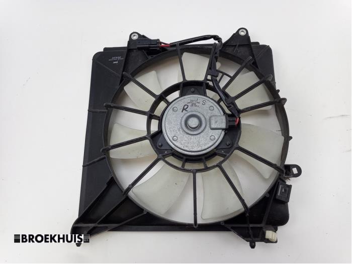 Używane Silnik wentylatora Honda Insight (ZE2) 1.3 16V VTEC Cena € 30,00 Procedura marży oferowane przez Autobedrijf Broekhuis B.V.