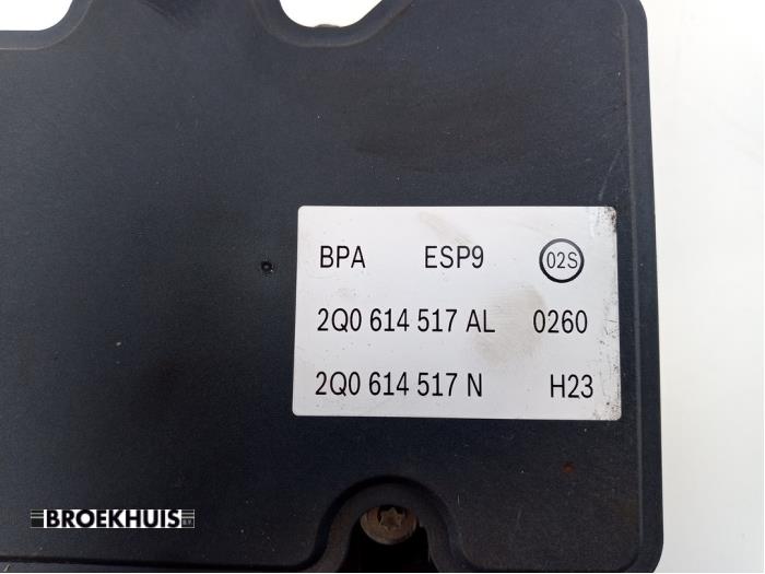 Pompe ABS d'un Skoda Scala 1.0 TSI 115 2019