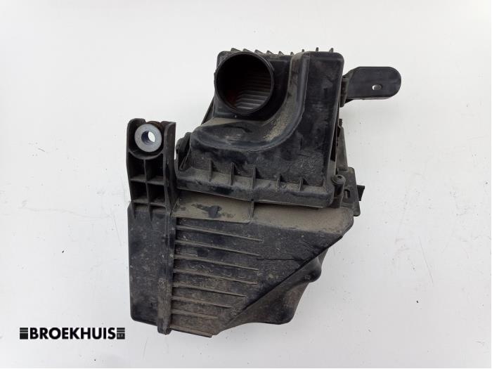 Begagnade Luftfilterhus Smart Forfour (453) 1.0 12V Pris € 20,00 Marginaltabell erbjuds av Autobedrijf Broekhuis B.V.