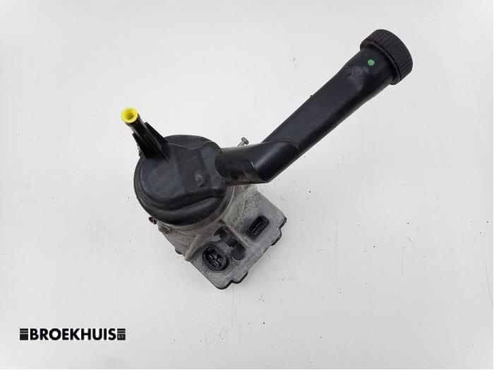 Usagé Pompe de direction Peugeot 308 SW (4E/H) 1.6 VTI 16V Prix € 85,00 Règlement à la marge proposé par Autobedrijf Broekhuis B.V.