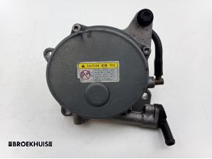 Used Vacuum pump (diesel) Hyundai iX35 (LM) 2.0 CRDi 16V 4x4 Price € 85,00 Margin scheme offered by Autobedrijf Broekhuis B.V.