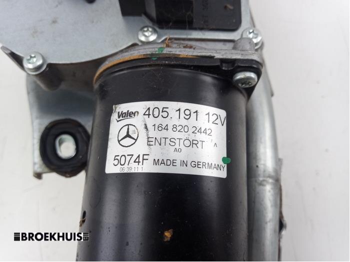 Moteur+mécanique essuie-glace d'un Mercedes-Benz ML III (166) 2.1 ML-250 CDI 16V BlueTEC 4-Matic 2014