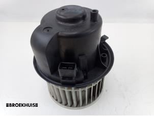 Usados Motor de ventilador de calefactor Ford Transit 2.2 TDCi 16V Precio € 60,50 IVA incluido ofrecido por Autobedrijf Broekhuis B.V.