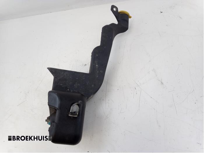 Front windscreen washer reservoir Opel Astra H GTC 1.6 16V Twinport GM
