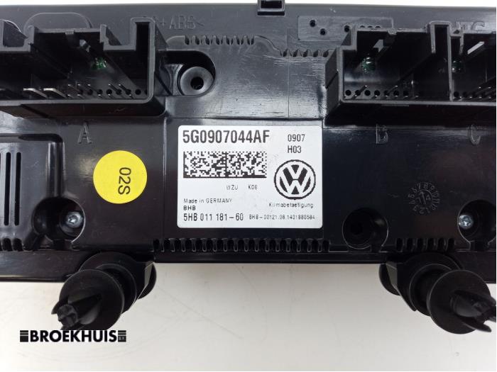 Panel sterowania nagrzewnicy z Volkswagen Golf VII Variant (AUVV) 1.6 TDI BlueMotion 16V 2014