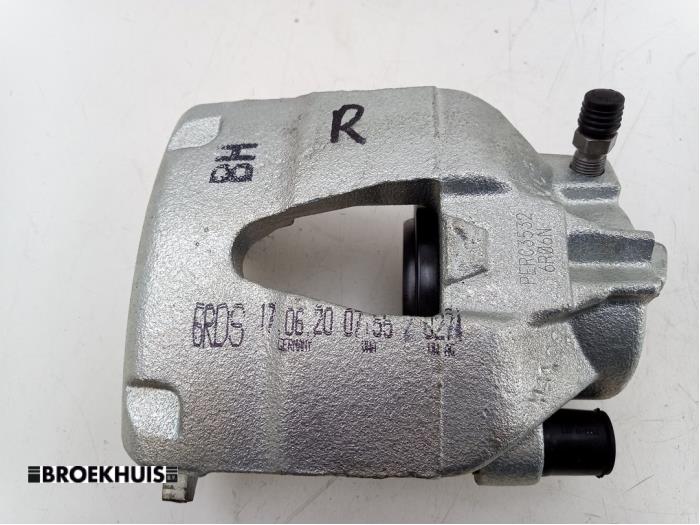 Gebrauchte Bremszange rechts vorne Skoda Fabia III Combi (NJ5) 1.0 TSI 12V Preis € 20,00 Margenregelung angeboten von Autobedrijf Broekhuis B.V.