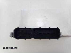 Injection computer from a Skoda Octavia Combi (5EAC) 1.6 TDI 16V 2017