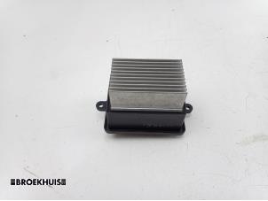 Used Heater resistor Peugeot 5008 II (M4/MC/MJ/MR) 1.6 BlueHDi 120 Price € 25,00 Margin scheme offered by Autobedrijf Broekhuis B.V.