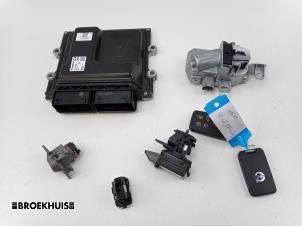 Usados Ordenadores de inyección Volvo V40 (MV) 2.0 D4 16V Precio € 125,00 Norma de margen ofrecido por Autobedrijf Broekhuis B.V.