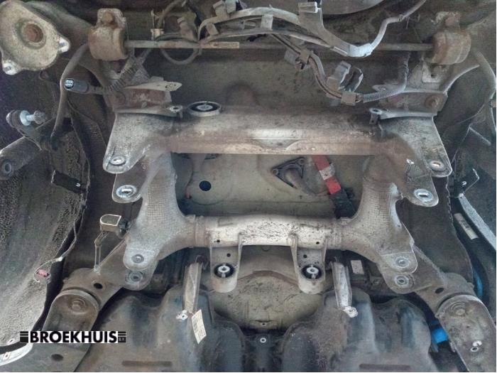 Usagé Faux châssis BMW 5 serie (F10) 528i 24V Prix € 150,00 Règlement à la marge proposé par Autobedrijf Broekhuis B.V.