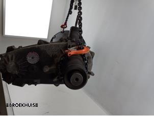 Getriebe van een Jeep Cherokee/Liberty (KJ) 2.5 CRD 16V 2004