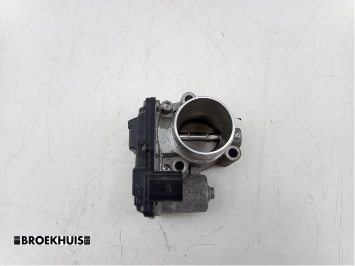 Gebrauchte Drosselklappengehäuse Ford Focus 3 1.0 Ti-VCT EcoBoost 12V 100 Preis € 50,00 Margenregelung angeboten von Autobedrijf Broekhuis B.V.