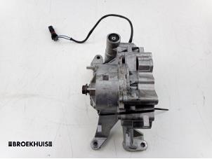 Used Vacuum pump (diesel) Landrover Discovery Sport (LC) 2.0 TD4 180 16V Price € 100,00 Margin scheme offered by Autobedrijf Broekhuis B.V.