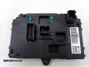 Usados Módulo de gancho de remolque Peugeot 3008 I (0U/HU) 2.0 HDiF 16V Precio € 60,00 Norma de margen ofrecido por Autobedrijf Broekhuis B.V.