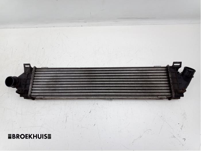 Usados Intercooler Ford Mondeo IV Wagon 2.0 TDCi 140 16V Precio € 35,00 Norma de margen ofrecido por Autobedrijf Broekhuis B.V.