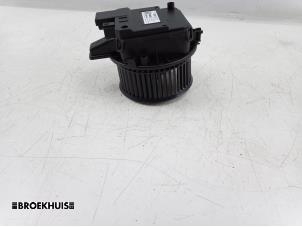 Używane Silnik wentylatora nagrzewnicy Audi E-tron (GEN) 55 Cena € 115,00 Procedura marży oferowane przez Autobedrijf Broekhuis B.V.