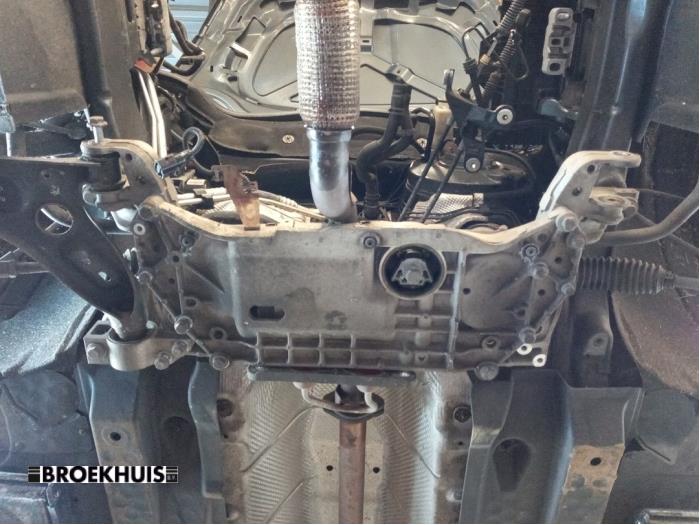 Used Subframe Skoda Octavia (1Z3) 1.2 TSI Price € 100,00 Margin scheme offered by Autobedrijf Broekhuis B.V.
