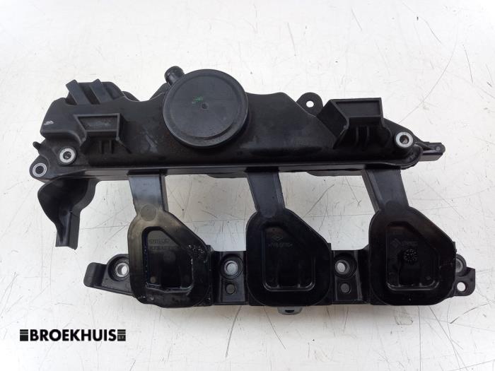 Usagé Ventilation carter Opel Vivaro 2.0 CDTI 16V Prix € 60,50 Prix TTC proposé par Autobedrijf Broekhuis B.V.