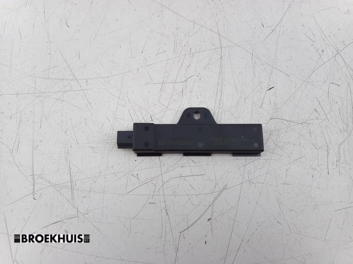 Używane Keyless Entry-Antena BMW 6 serie Gran Coupe (F06) M6 V8 32V Competition Package Cena € 10,00 Procedura marży oferowane przez Autobedrijf Broekhuis B.V.