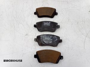 Used Front brake pad Renault Clio IV Estate/Grandtour (7R) 1.5 Energy dCi 90 FAP Price € 20,00 Margin scheme offered by Autobedrijf Broekhuis B.V.