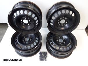 Used Set of wheels Mercedes B (W245,242) 2.0 B-180 CDI 16V Price € 70,00 Margin scheme offered by Autobedrijf Broekhuis B.V.