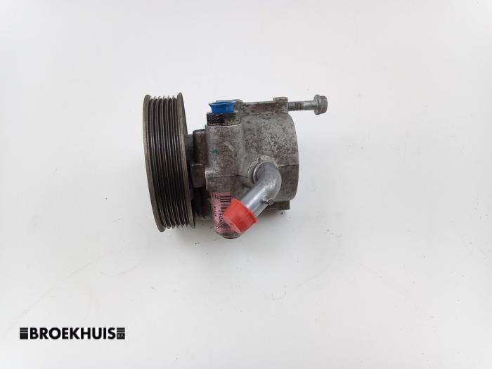 Usagé Pompe direction assistée Opel Combo 1.3 CDTI 16V Prix € 102,85 Prix TTC proposé par Autobedrijf Broekhuis B.V.