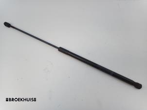 Used Bonnet gas strut, left Mercedes ML III (166) 2.1 ML-250 CDI 16V BlueTEC 4-Matic Price on request offered by Autobedrijf Broekhuis B.V.