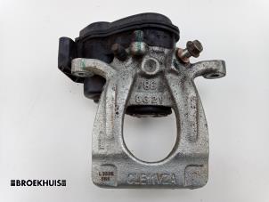 Used Rear brake calliper, left Nissan Leaf (ZE1) 40kWh Price on request offered by Autobedrijf Broekhuis B.V.
