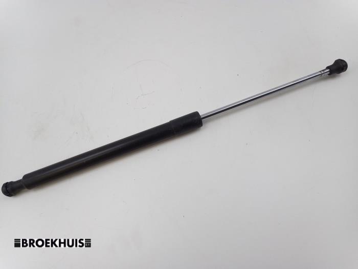 Rear gas strut, right from a Renault Clio III (BR/CR) 1.5 dCi FAP 2012