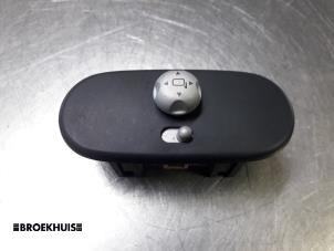 Used Mirror switch BMW Mini One/Cooper (R50) 1.4 D One Price € 10,00 Margin scheme offered by Autobedrijf Broekhuis B.V.