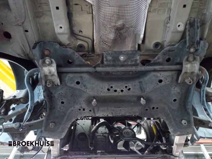 Used Subframe Citroen C4 Picasso (UD/UE/UF) 1.8 16V Price € 80,00 Margin scheme offered by Autobedrijf Broekhuis B.V.
