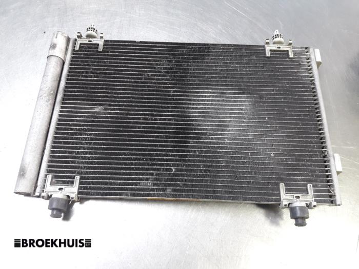 Air conditioning radiator from a Citroën C4 Picasso (UD/UE/UF) 1.8 16V 2008