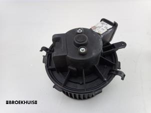 Used Heating and ventilation fan motor Citroen Jumper (U9) 2.2 HDi 110 Euro 5 Price € 72,60 Inclusive VAT offered by Autobedrijf Broekhuis B.V.