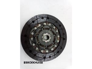 Used Clutch plate Fiat Doblo Cargo (263) 1.4 T-Jet 16V Natural Power Price on request offered by Autobedrijf Broekhuis B.V.