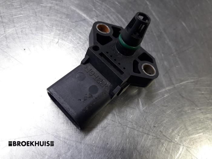 Boost pressure sensor Volkswagen Transporter T5 2.5 TDi 038906051B AXE
