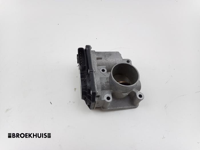 Używane Przepustnica Nissan Note (E12) 1.2 DIG-S 98 Cena € 60,00 Procedura marży oferowane przez Autobedrijf Broekhuis B.V.