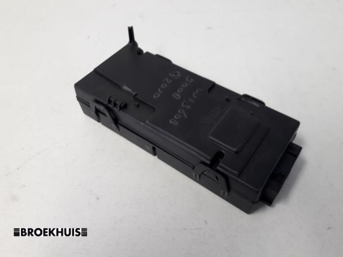 Begagnade Däcktrycksmodul Peugeot 5008 I (0A/0E) 2.0 HDiF 16V Pris € 30,00 Marginaltabell erbjuds av Autobedrijf Broekhuis B.V.