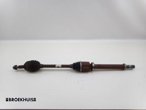 Used Front drive shaft, right Renault Clio III (BR/CR) 1.5 dCi FAP Price € 30,00 Margin scheme offered by Autobedrijf Broekhuis B.V.