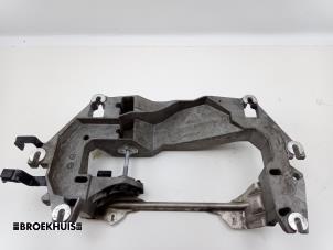 Used Gearbox mount BMW X5 (F15) xDrive 40e PHEV 2.0 Price € 150,00 Margin scheme offered by Autobedrijf Broekhuis B.V.