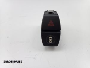 Used Panic lighting switch BMW X5 (F15) xDrive 40e PHEV 2.0 Price € 20,00 Margin scheme offered by Autobedrijf Broekhuis B.V.