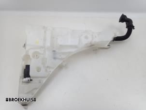 Used Front windscreen washer reservoir BMW X5 (F15) xDrive 40e PHEV 2.0 Price € 50,00 Margin scheme offered by Autobedrijf Broekhuis B.V.