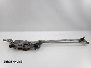 Used Wiper motor + mechanism Porsche Cayenne II (92A) 3.0 D V6 24V Price € 125,00 Margin scheme offered by Autobedrijf Broekhuis B.V.