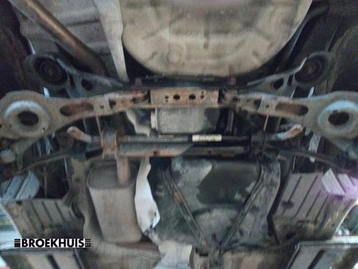 Used Subframe Ford Focus 2 Wagon 1.6 TDCi 16V 100 Price € 50,00 Margin scheme offered by Autobedrijf Broekhuis B.V.