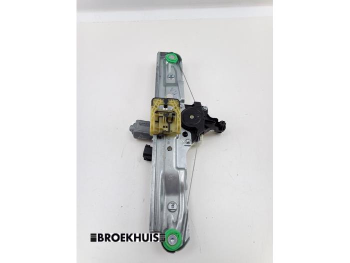 Rear door window mechanism 4-door, right from a Ford Focus 3 Wagon 1.0 Ti-VCT EcoBoost 12V 140 2018