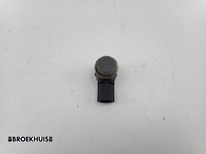 Usados Sensor PDC Ford Focus 3 Wagon 1.0 Ti-VCT EcoBoost 12V 140 Precio € 25,00 Norma de margen ofrecido por Autobedrijf Broekhuis B.V.