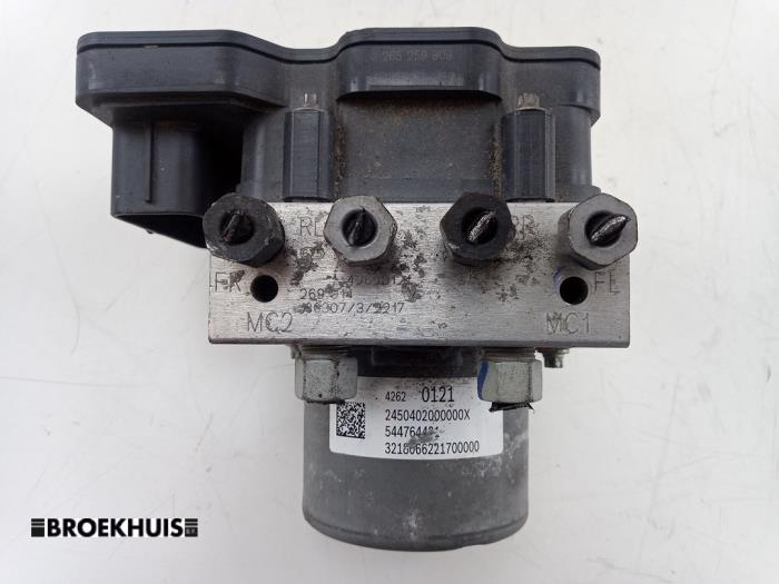 Gebrauchte ABS Pumpe Opel Karl 1.0 12V Preis € 90,00 Margenregelung angeboten von Autobedrijf Broekhuis B.V.