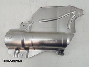 Usagé Bouclier thermique échappement Mercedes A (177.0) 2.0 A-250 Turbo 16V Prix € 25,00 Règlement à la marge proposé par Autobedrijf Broekhuis B.V.